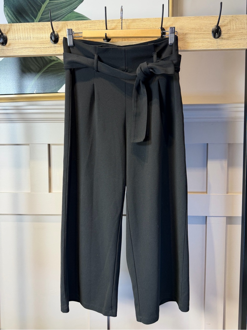 Streetwear Society High-Waist Black Wide-Leg Tie Belt Pants Size M
